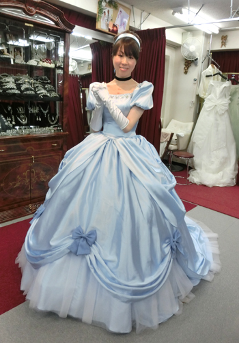 ウェディングドレスショップアトリエアンのブログ » オーダーカラードレス☆ホテル ミラコスタで結婚式です！第一弾