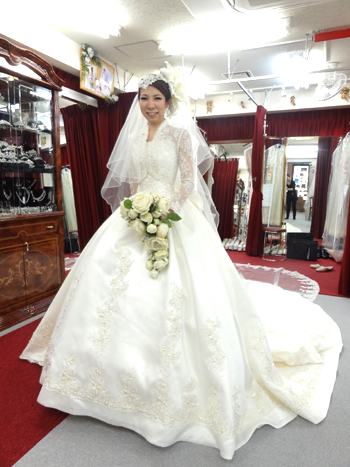 ウェディングドレスショップアトリエアンのブログ ドレスはオーダー サレジオ教会で結婚式です
