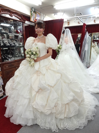 ウェディングドレスショップアトリエアンのブログ ドレスはジゼルのオーダー アメリカ ディズニーワールドで結婚式です